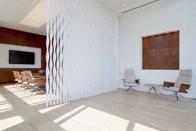 Lamelliverhojärjestelmät, SG 2910, Multi Visio, room shot ""Office Gehrke econ in the Torhaus", Hannover, Germany, Vertical Waves