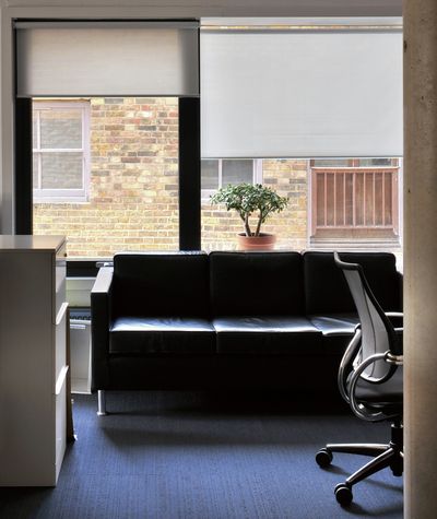 Kierrekaihdinmallisto, SG 4930, Multiscreen 1-10%, Room shot "Bateman's Row Penthouse Apartment", London, United Kingdom