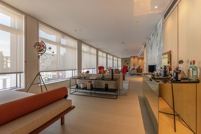 Kierrekaihdinmallisto, SG 4960, Multiscreen 1-10%, Centre Point, London, United Kingdom, Recess