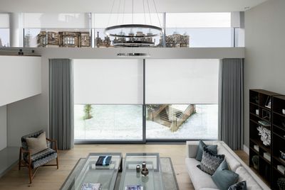 Kierrekaihdinmallisto, SG 4970, Multiscreen 1-10%, The Crescent, Edinburgh, Scotland, UK